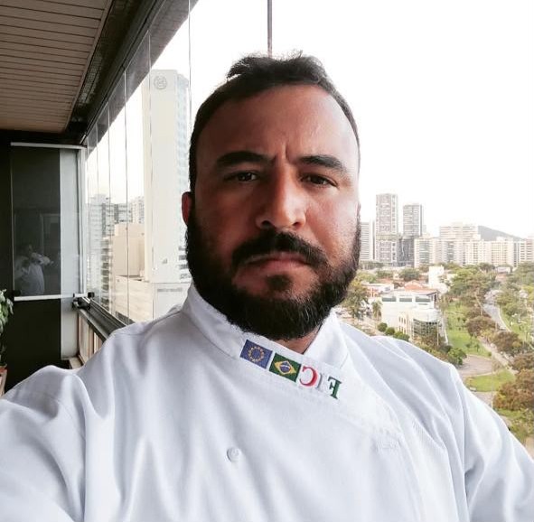 Marcelo da Purificação Francisco, chef de cozinha, churrasqueiro e parrilheiro da Iguarias do Urso